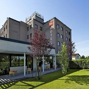 https://hotel-ibis-firenze-prato-est.it-tuscanyhotel.com